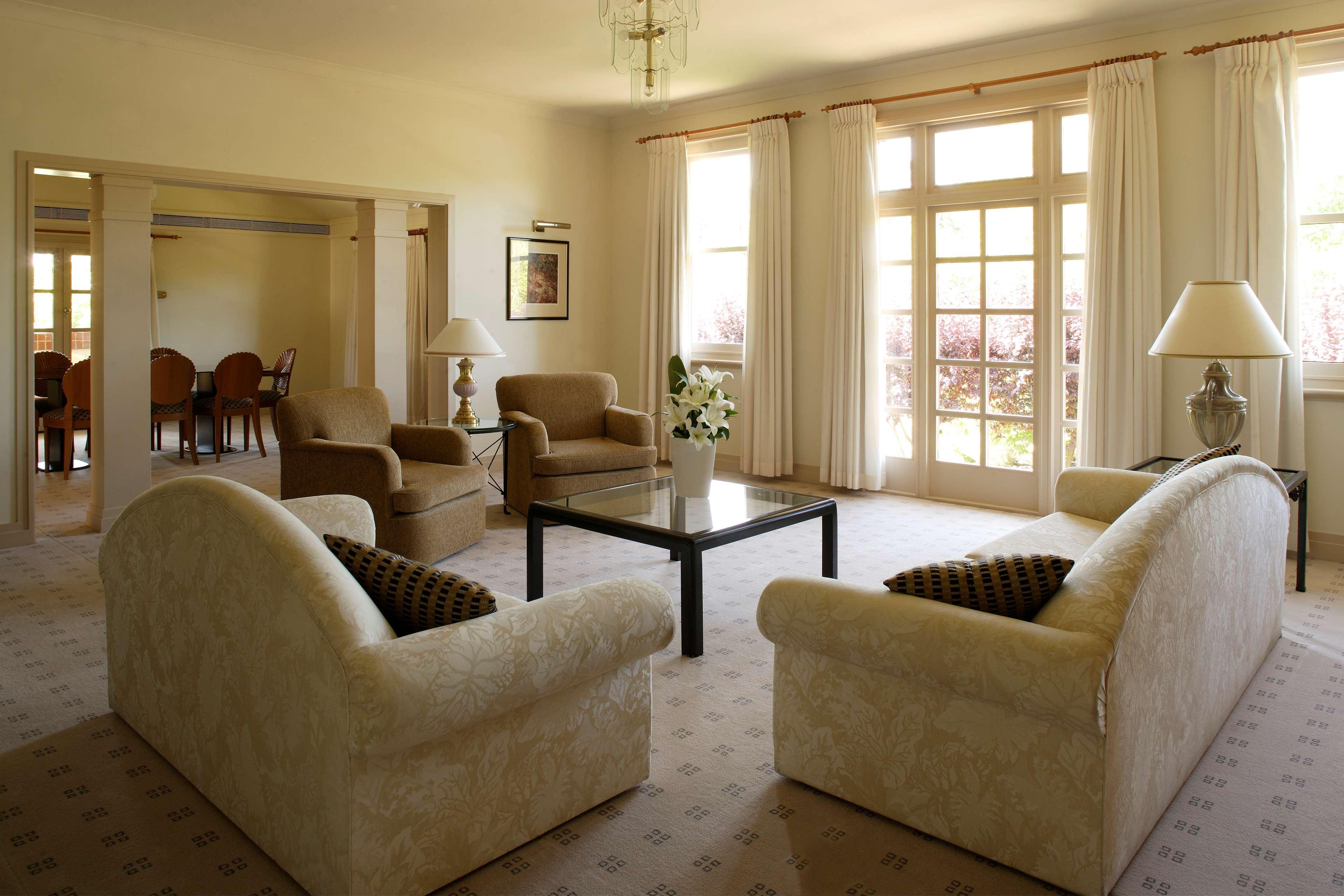 Hyatt Hotel Canberra - A Park Hyatt Hotel Beltér fotó A living room