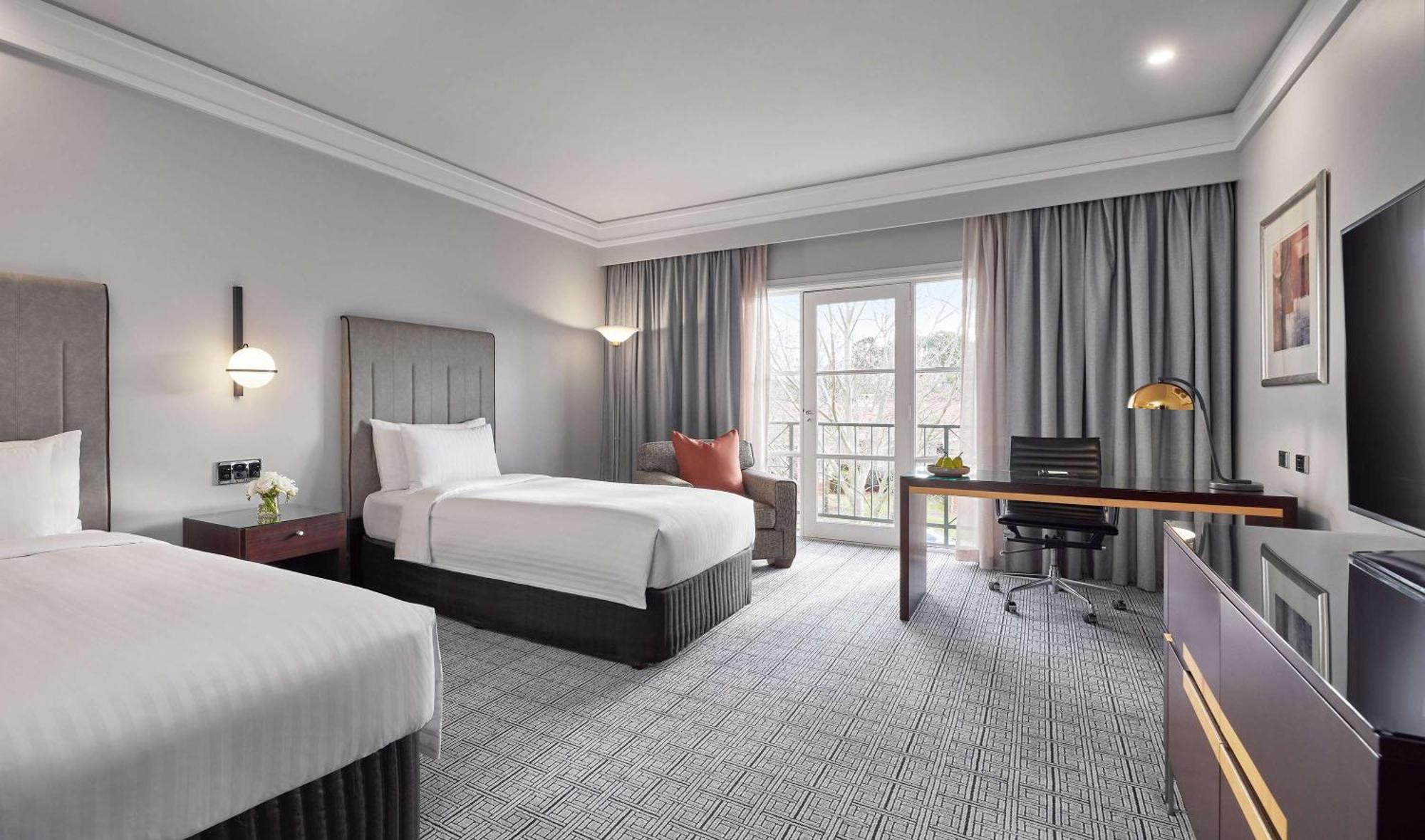 Hyatt Hotel Canberra - A Park Hyatt Hotel Kültér fotó