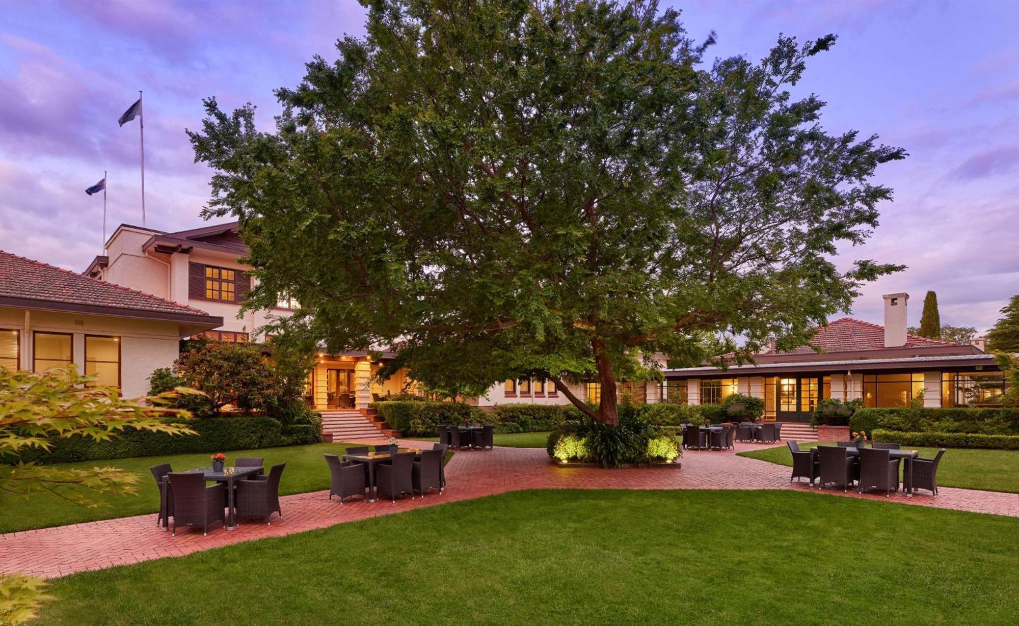 Hyatt Hotel Canberra - A Park Hyatt Hotel Kültér fotó