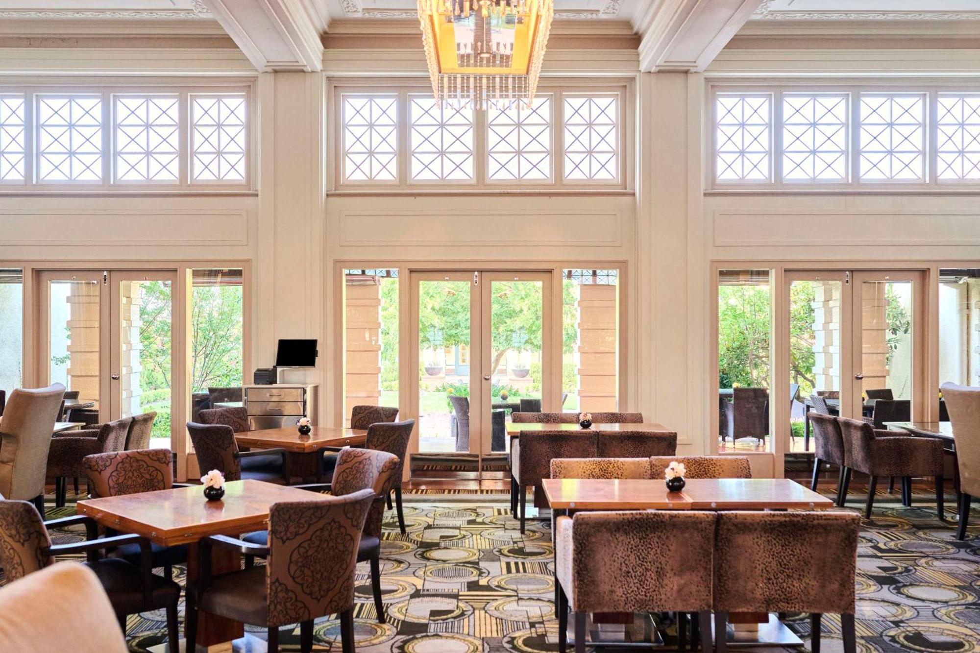 Hyatt Hotel Canberra - A Park Hyatt Hotel Kültér fotó